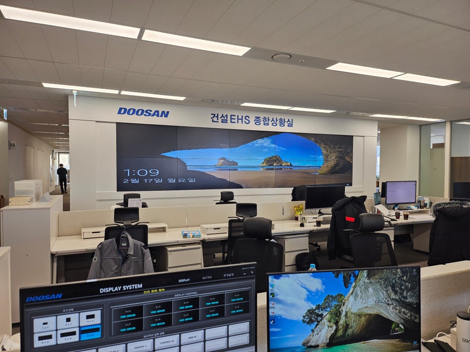 회사 상황실 삼성 비디오월