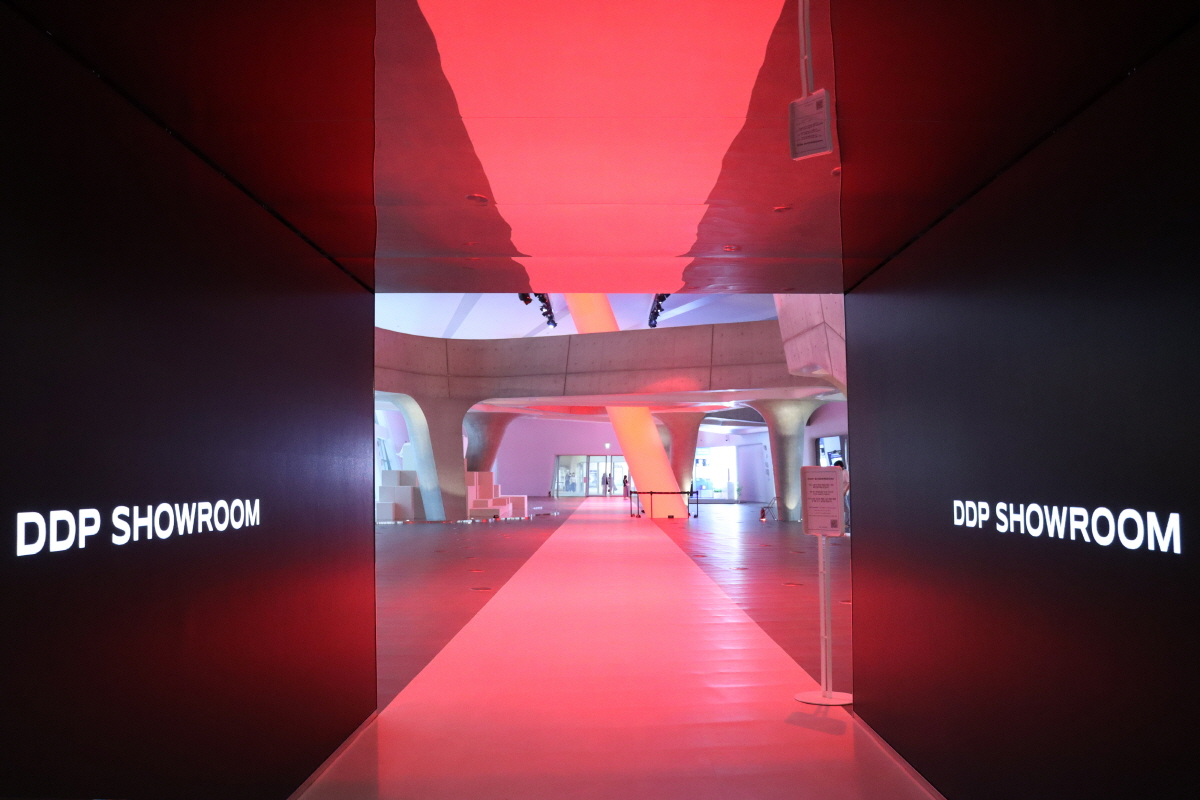 동대문디자인플라자 LED전광판-02