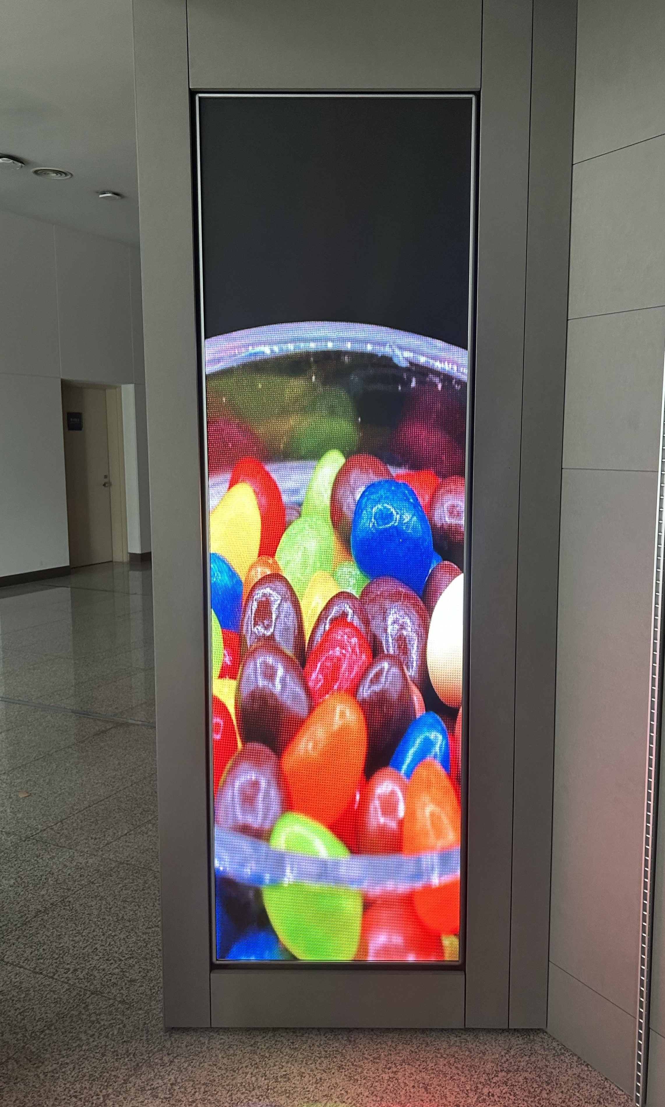 대구 콘서트하우스 기둥 LED전광판-03