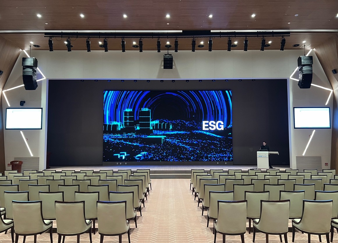 한국거래소 국제회의장 LED전광판-01