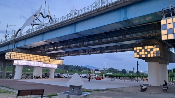 구리시 토평교 옥외 안내 전광판-02