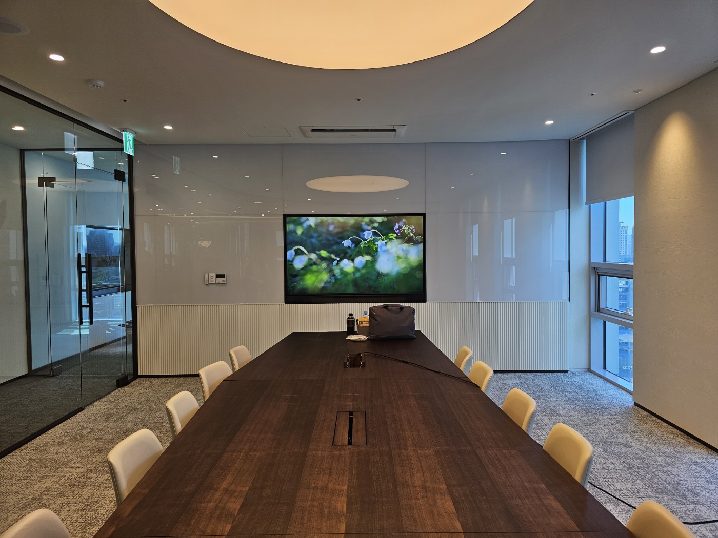신한라이프 회의실 및 로비 영상 시스템-01