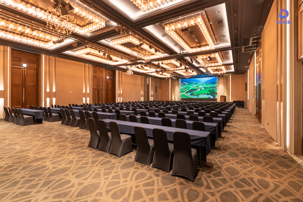 연회장 LED디스플레이, 대형 공간을 완성하는 몰입형 미디어 연출-02