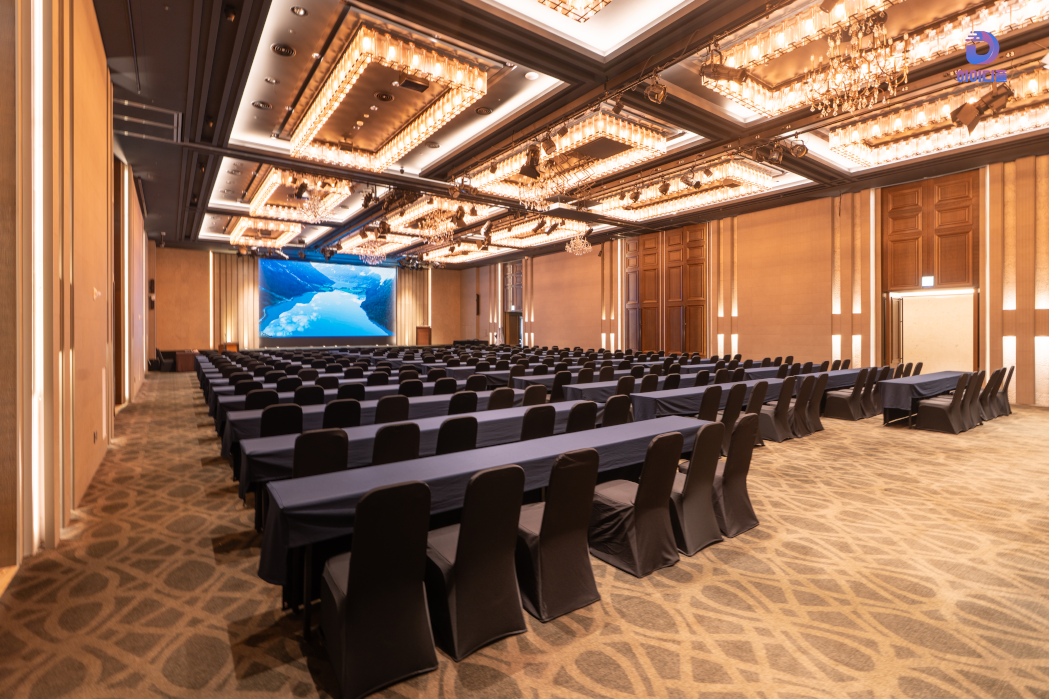 연회장 LED디스플레이, 대형 공간을 완성하는 몰입형 미디어 연출-03