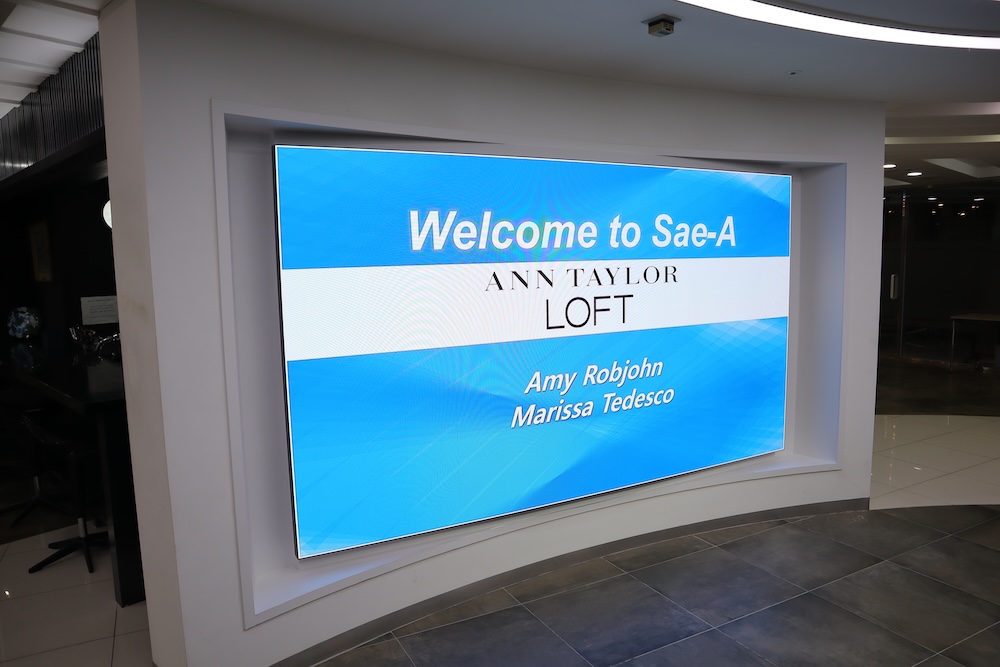 LED 사이니지, 글로벌 미팅 환경을 완성하는 디지털 구축-02